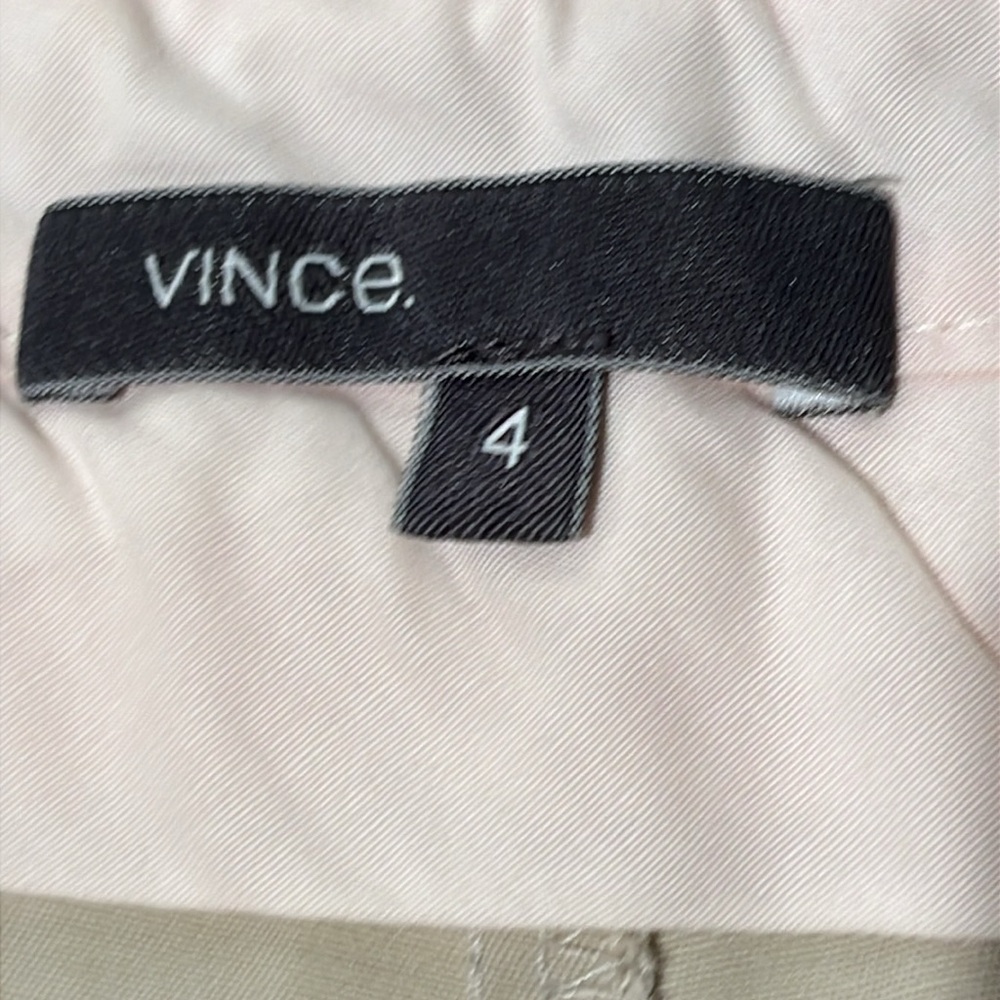 VINCE Women’s 4 Side Buckle Bermuda Shorts Chino Tan Khaki Cotton Flat Front - Picture 9 of 9